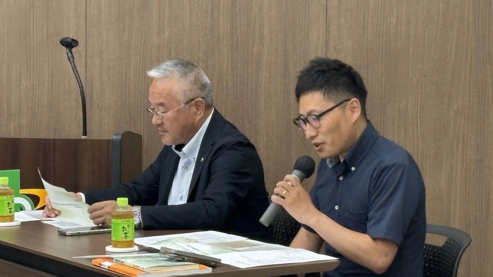 藤内支店所長による説明の様子